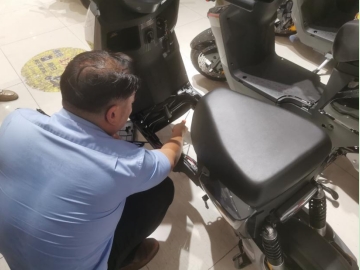 8.18江北新区查电动车2.jpg 8.18江北新区查电动车2.jpg